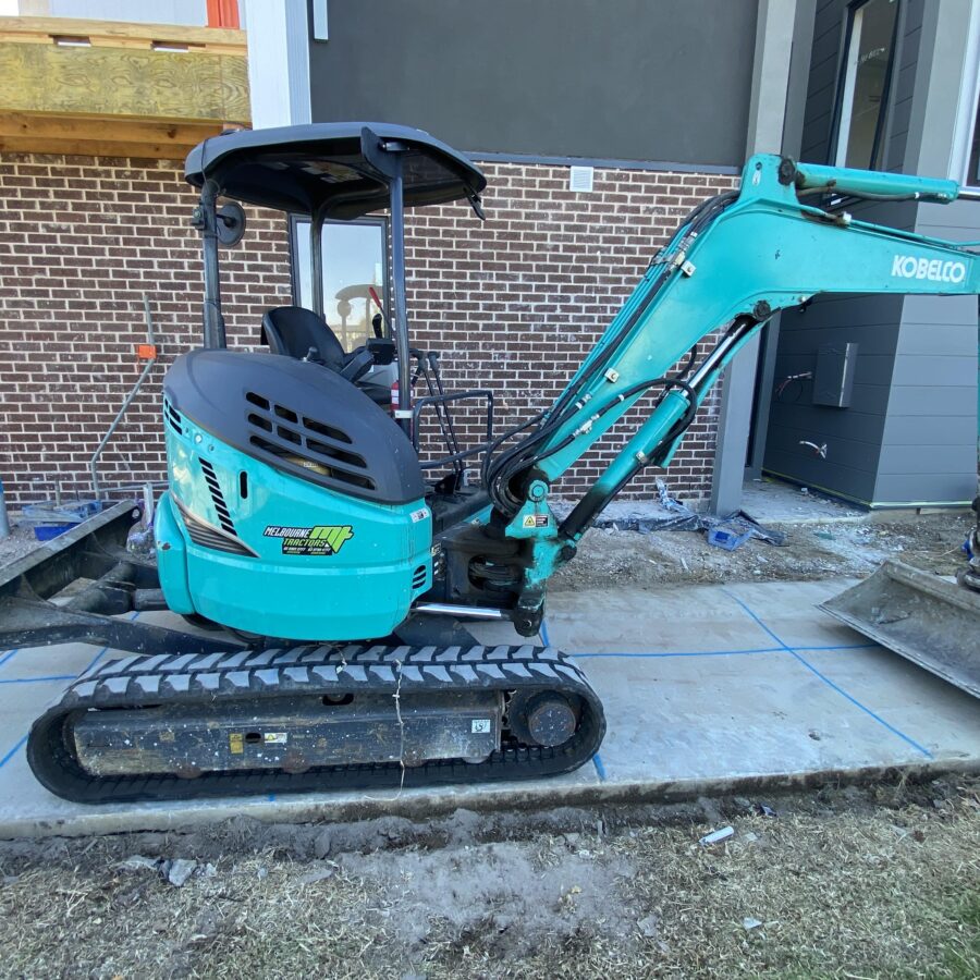KOBELCO SK35SR-6 EXCAVATOR