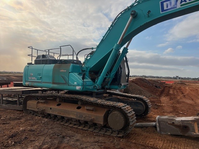 KOBELCO SK500LC-9 EXCAVATOR