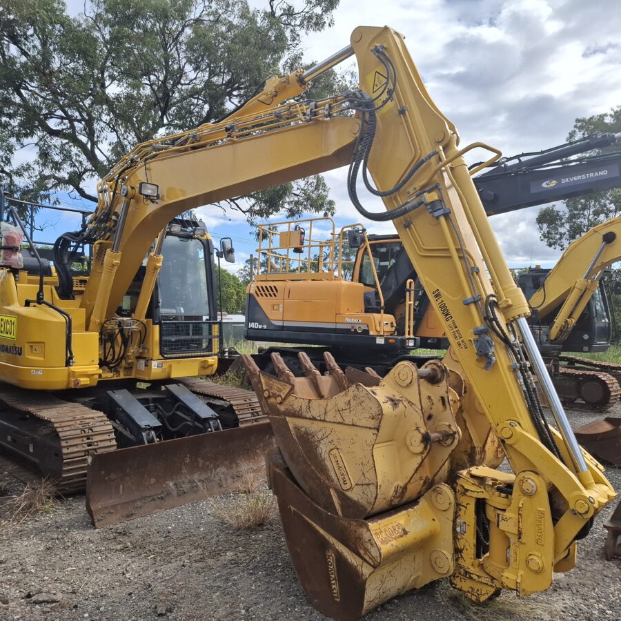 KOMATSU PC138USLC-11 EXCAVATOR