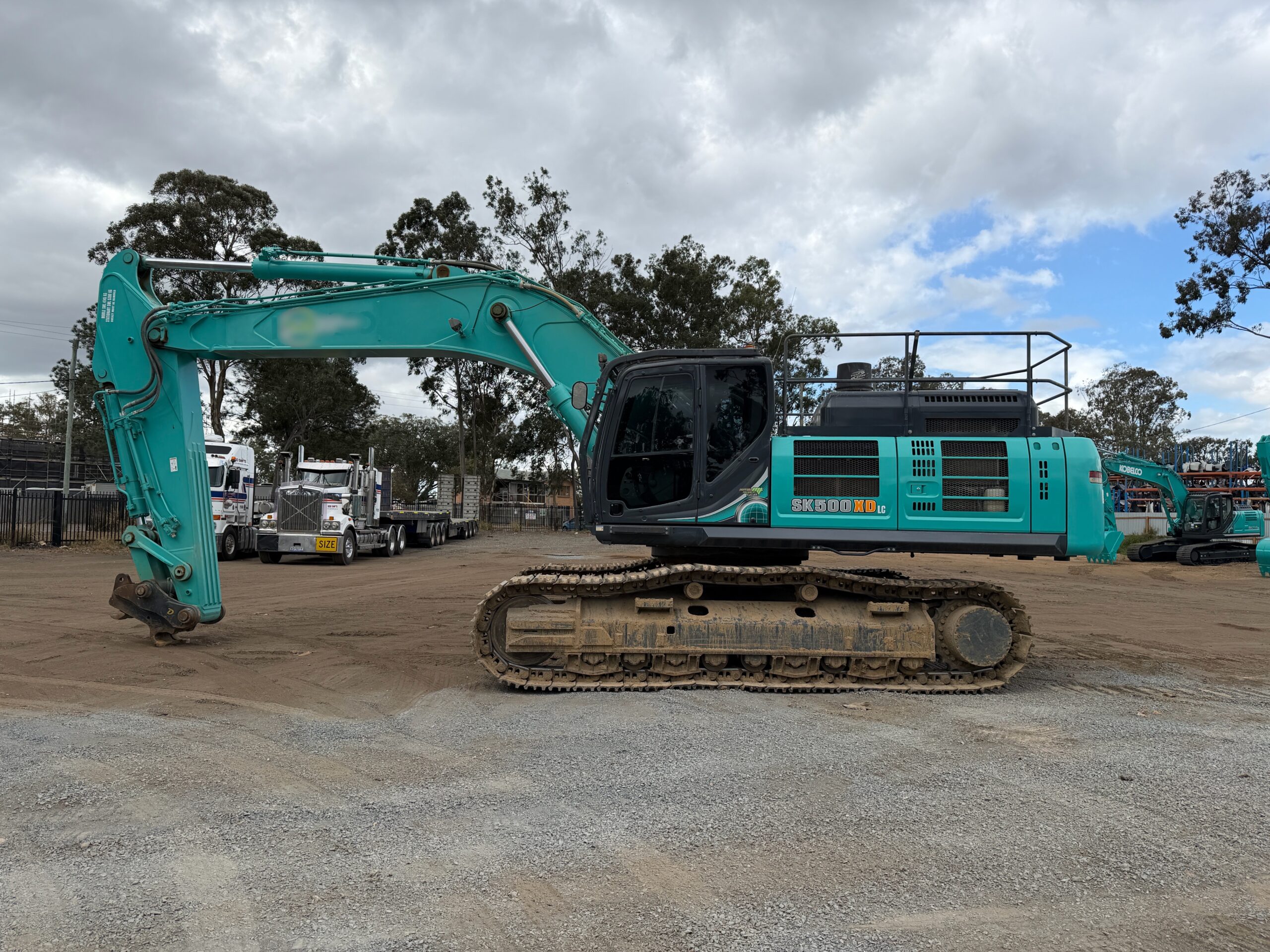 KOBELCO SK500XDLC-10 EXCAVATOR